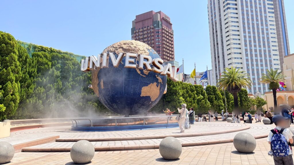 USJ ユニバーサル・スタジオ・ジャパン 地球儀モニュメント